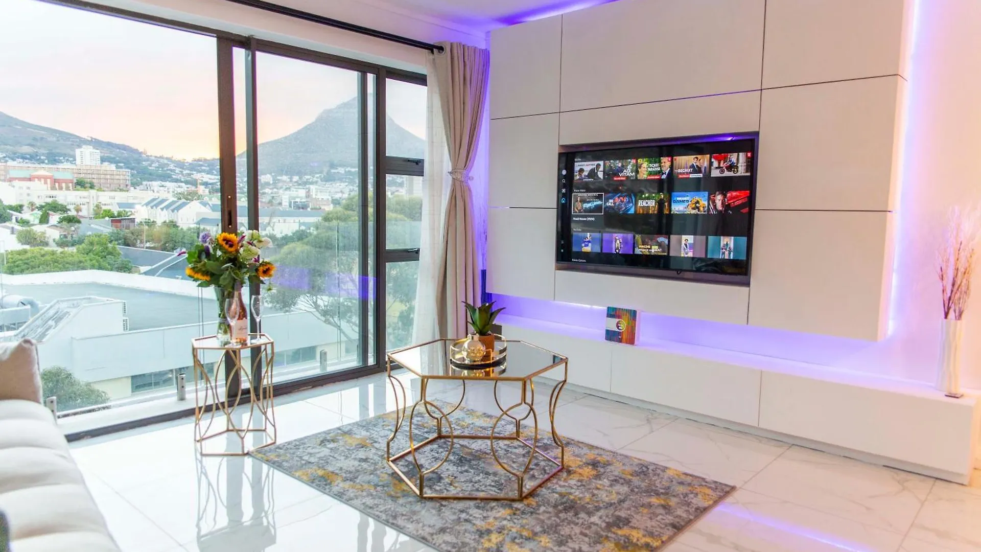 Nyathi Inn Morden Urban Style Living ケープタウン